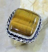 טבעת כסף 925 בשיבוץ אבן טייגר אי זהב עיצוב מרובע מידה: 9.75
