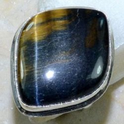 טבעת כסף 925 משובצת באבן טייגר אי זהב מידה: 8