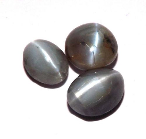 עין החתול קריסובריל Cat’s-eye Chrysoberylבמשקל: 1.6 קרט