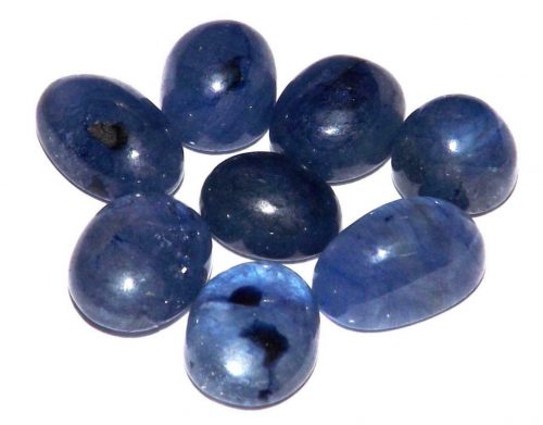 ספיר Sapphire כחול מלוטש לשיבוץ- תאילנד 8 יחידות קבושון משקל: 16.20 קרט