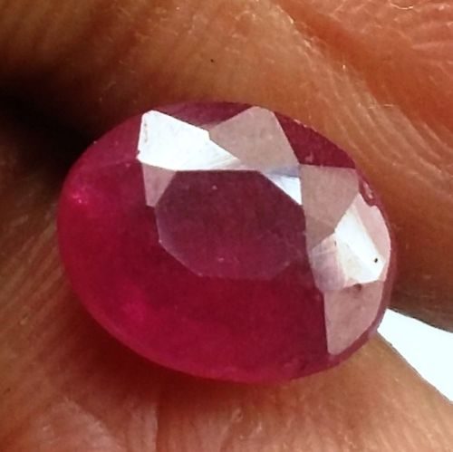 רובי Ruby אודם מלוטש לשיבוץ בורמה – מיאנמר + תעודה במשקל: 2.80 קרט