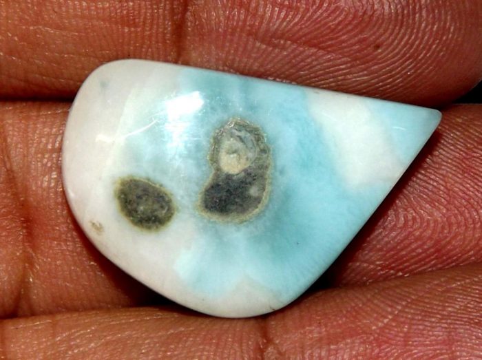 לרימר Larimar מלוטש לשיבוץ רפובליקה דומיניקנית משקל: 25.10 קרט במידה: 17*26 מ"מ