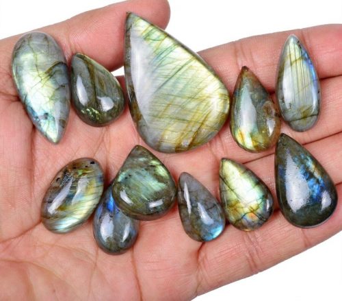 לברדורייט Labradorite מלוטש לשיבוץ במידה: 24-30 מ"מ