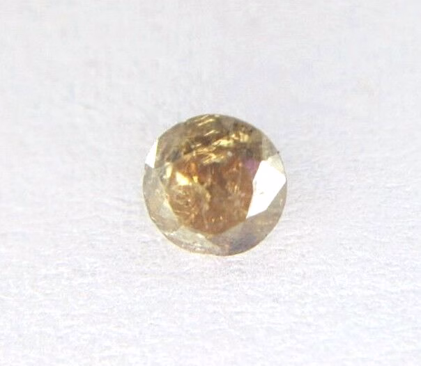 יהלום מלוטש Natural diamond לשיבוץ חום זהוב מידה: 3.83*3.93*2.82 מ"מ במשקל: 0.28 קרט