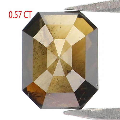 יהלום טבעי Natural diamond חום זהוב ליטוש אמרלד במשקל: 0.57 קרט