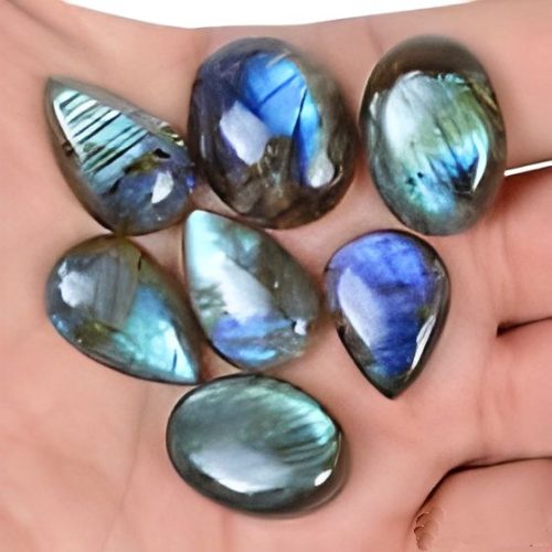 לברדורייט Labradorite מלוטש לשיבוץ ליטוש טיפה ואובל משקל: כ 22 קרט