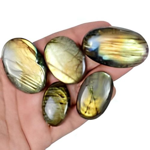 לברדורייט Labradorite מלוטש לשיבוץ ליטוש אובל במשקל: כ 70-80 קרט