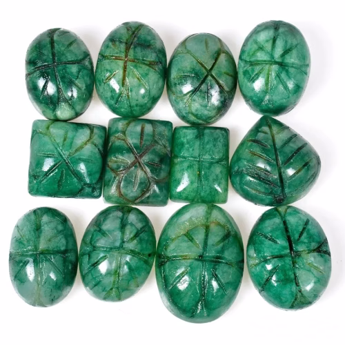 אמרלד אזמרגד ברקת Emerald מלוטש לשיבוץ במשקל: כ 12.25 קרט מידה: 12-19 מ"מ