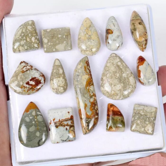 אגט מולטיקולור Agate מלוטש לשיבוץ במשקל: כ 15 קרט מידה: 16-44 מ"מ