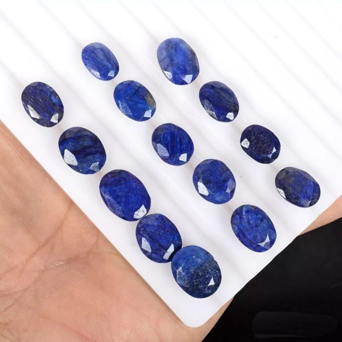 ספיר כחול Sapphire מלוטש לשיבוץ מידה: 11-15 מ:מ במשקל: 6.9 קרט